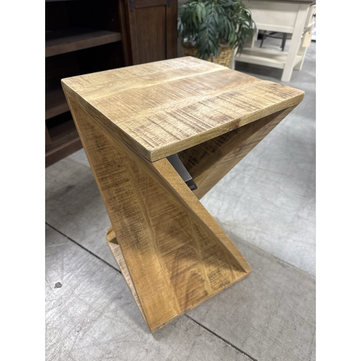 Accent Table - Image 2