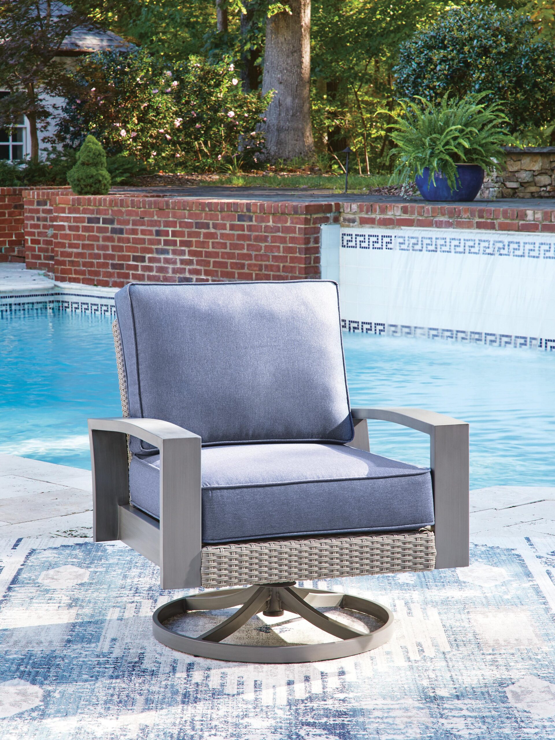 Half Moon Beach Outdoor Swivel Lounge Chair with Cushion - Image 2