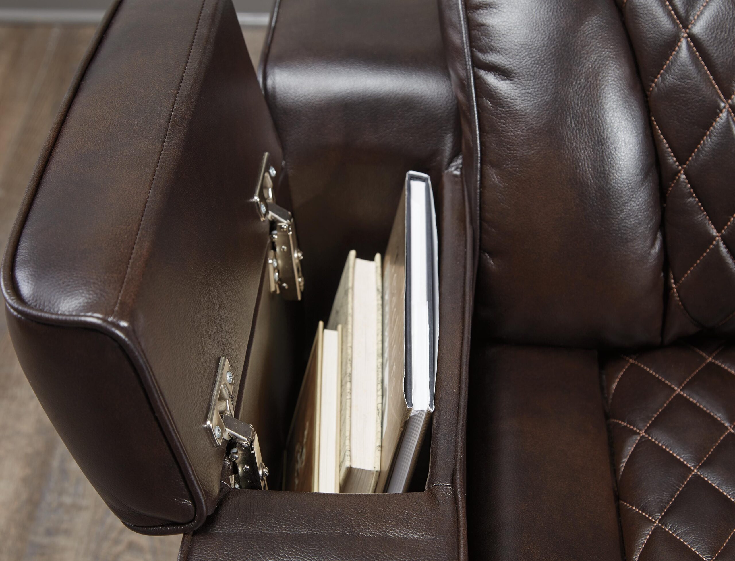 Warnerton Power Recliner - Image 15